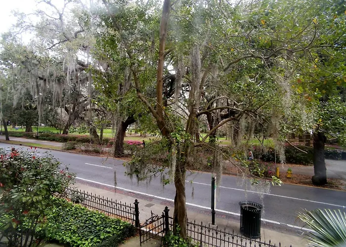 Forsyth Park Inn